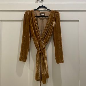 Reformation gold velvet mini wrap dress (small)
